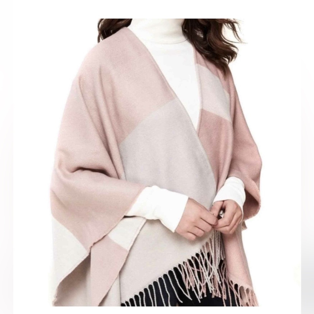 SOIA & KYO Woven Scarfigan w/ Fringe